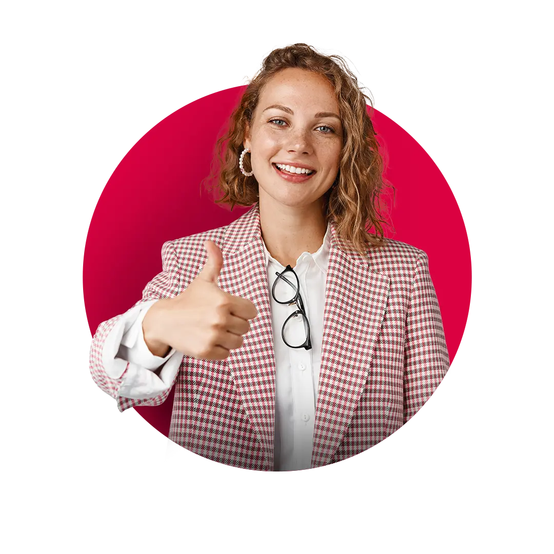 jeune-femme-bureau Jeune femme travaillant dans un bureau